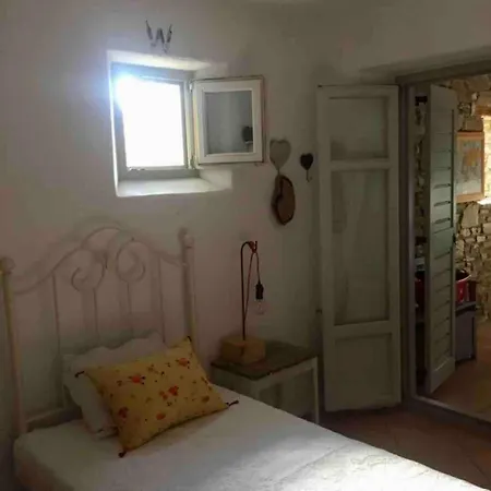 Beautiful Single House In Lefkes - Paros Holiday home *